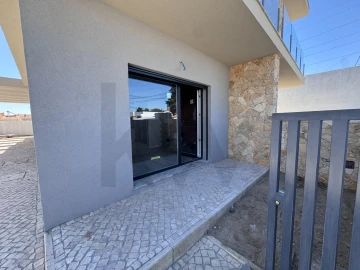 Moradia T3 para Venda em Fernao Ferro