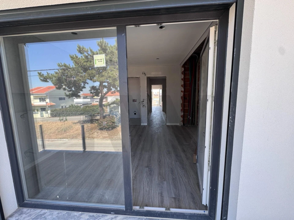 Moradia T3 para Venda em Fernao Ferro Foto 23