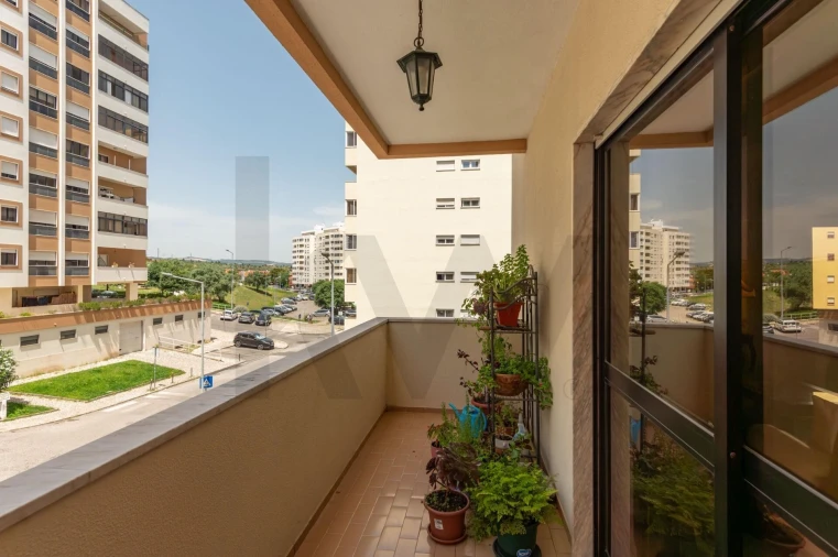 Apartamento T2 para Venda em Póvoa de Santa Iria e Forte da Casa Foto 7
