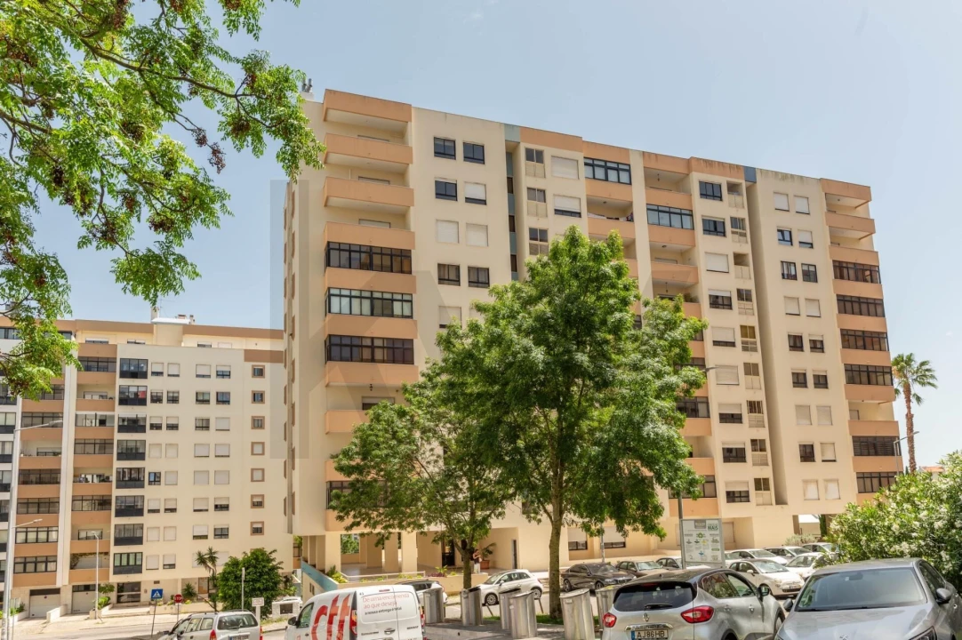 Apartamento T2 para Venda em Póvoa de Santa Iria e Forte da Casa Foto 1