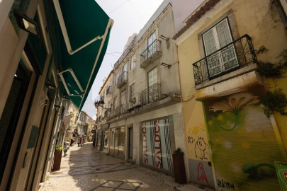 Prédio para Venda em União das Freguesias de Setúbal