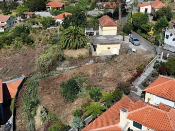 Terreno para Venda em Camacha