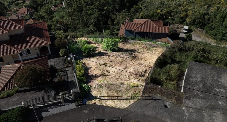 Terreno para Venda em Camacha Foto 4