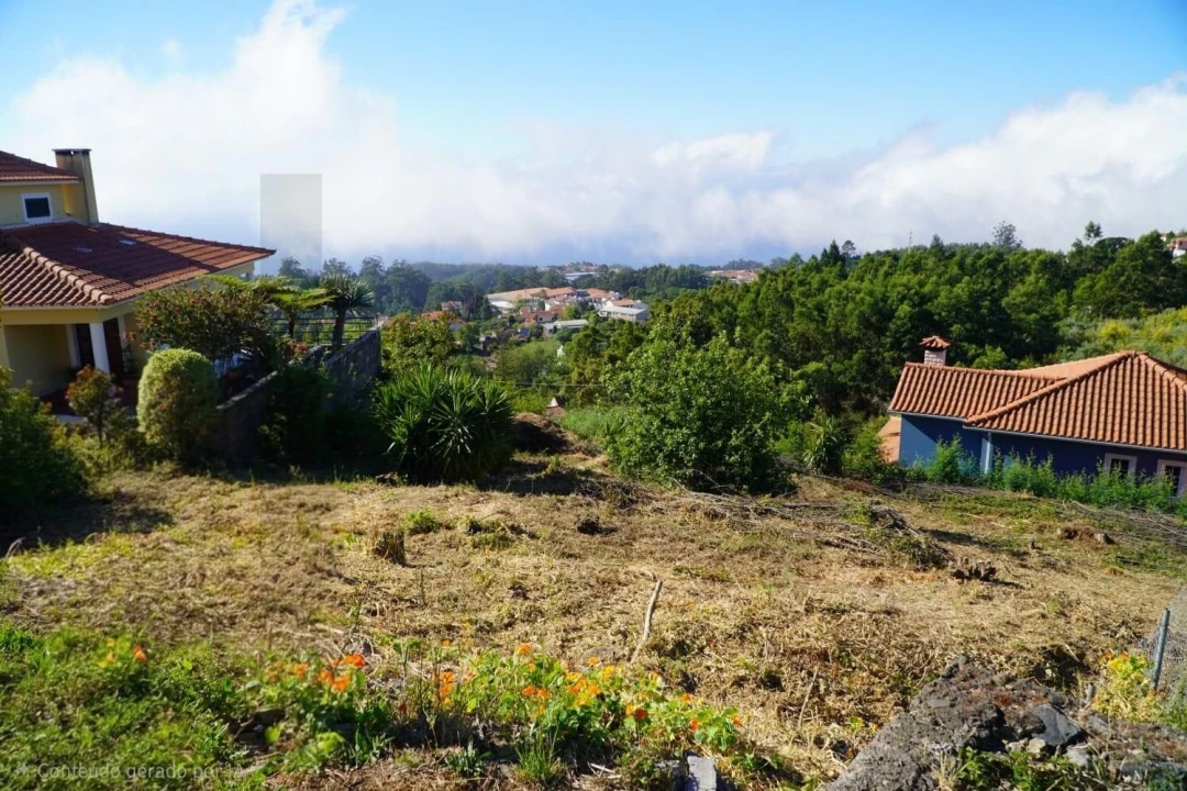 Terreno para Venda em Camacha Foto 15