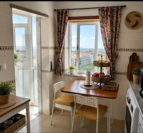Apartamento T3 para Venda em Seixal, Arrentela e Aldeia de Paio Pires