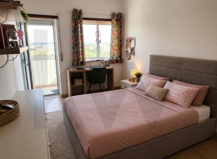 Apartamento T3 para Venda em Seixal, Arrentela e Aldeia de Paio Pires Foto 10