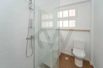 Apartamento T2 para Arrendamento em Alvalade