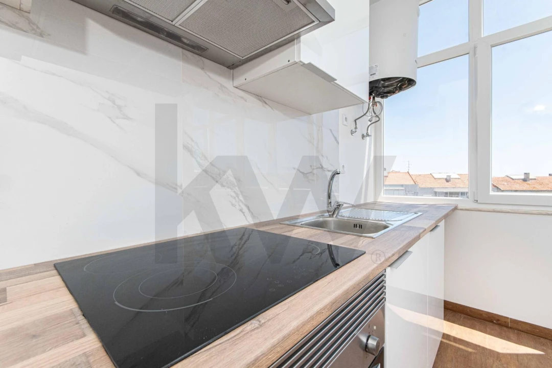 Apartamento T2 para Arrendamento em Amora Foto 3