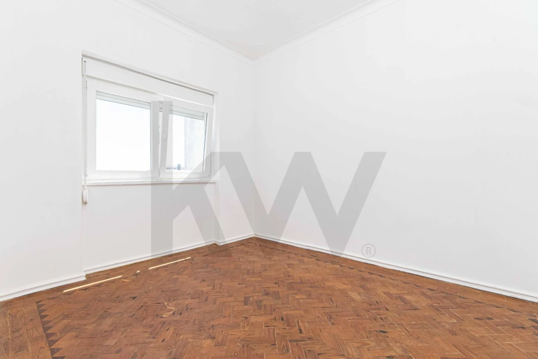 Apartamento T2 para Arrendamento em Amora Foto 12
