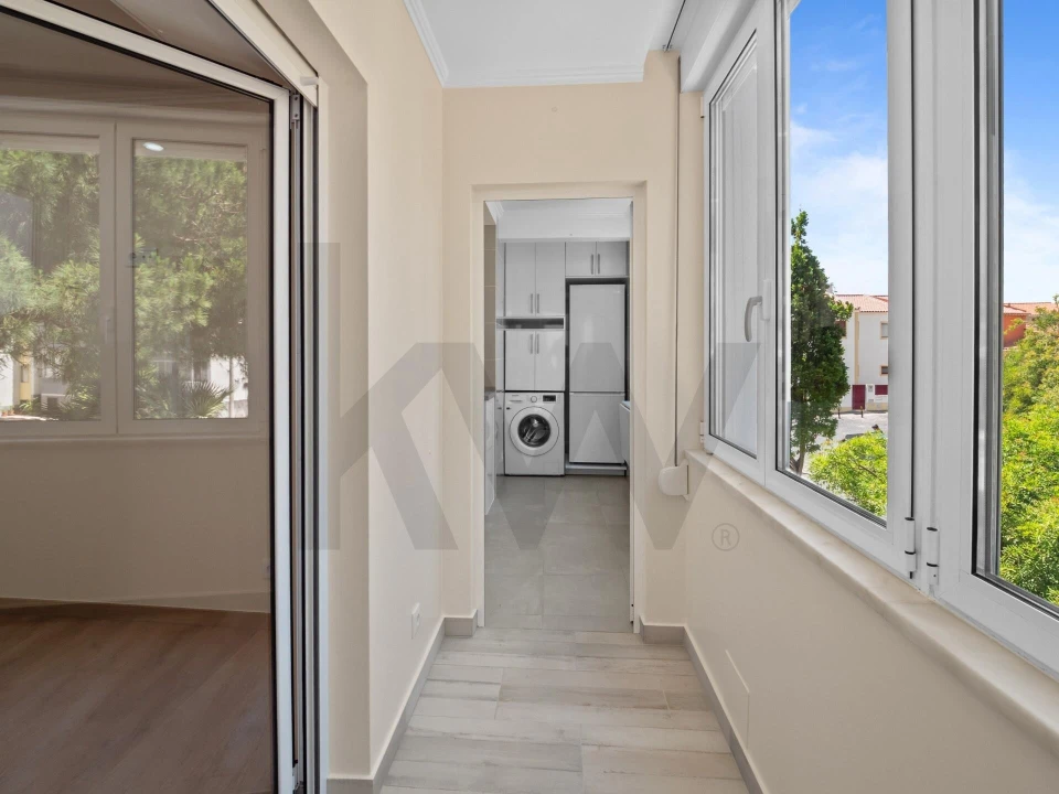 Apartamento T2 para Arrendamento em Carcavelos e Parede Foto 6