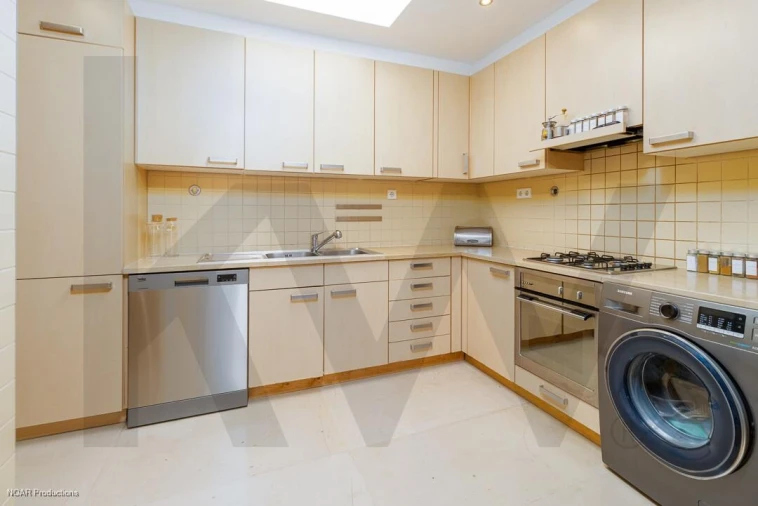Apartamento T3 para Venda em Misericórdia Foto 11