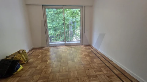 Apartamento T3 para Arrendamento em Aldoar, Foz do Douro e Nevogilde