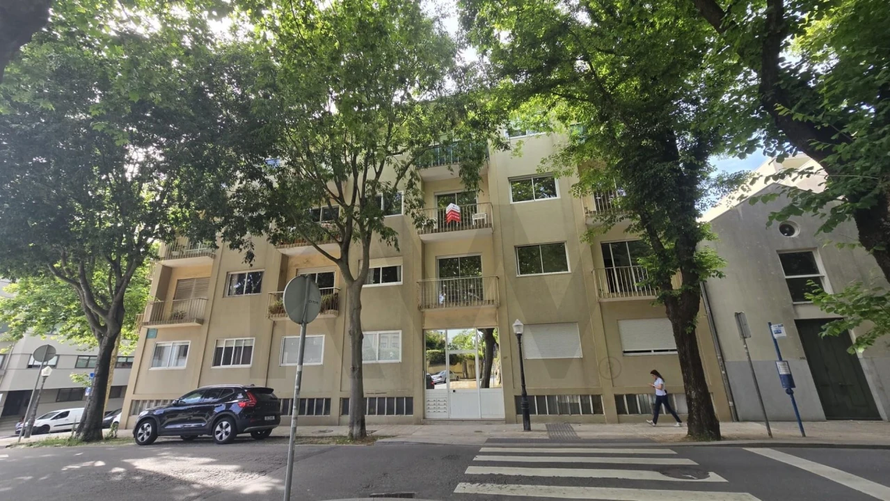Apartamento T3 para Arrendamento em Aldoar, Foz do Douro e Nevogilde Foto 8