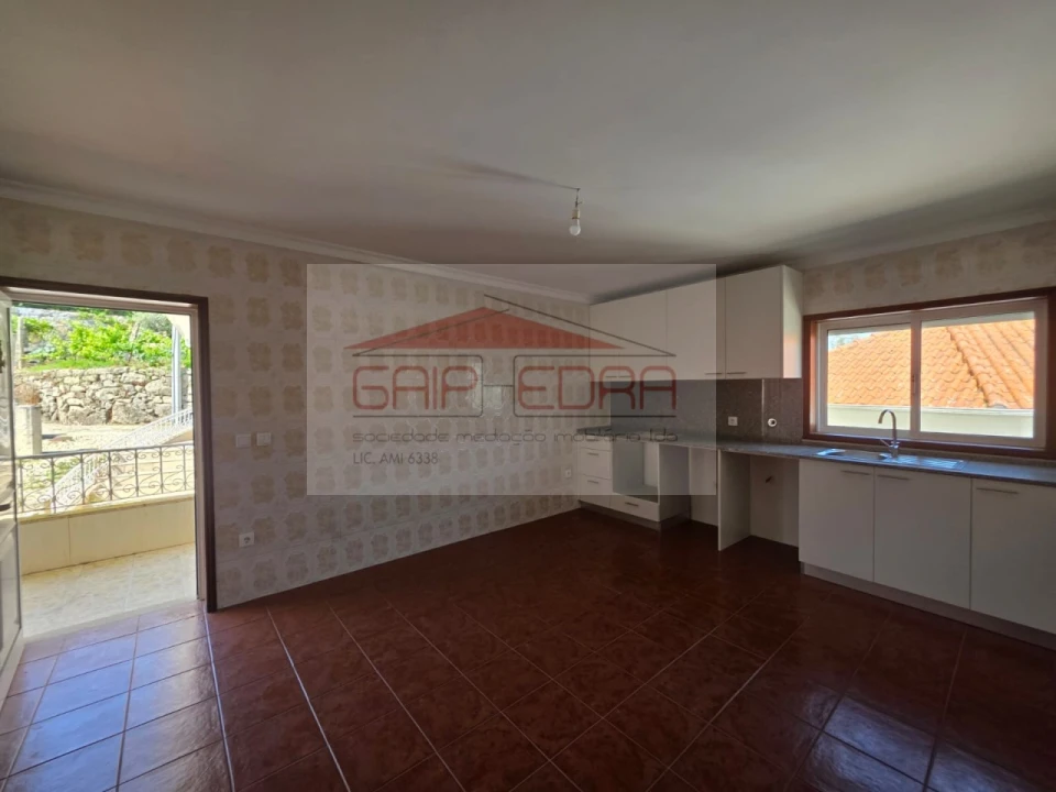 Apartamento T2 para Venda em Abragão Foto 5