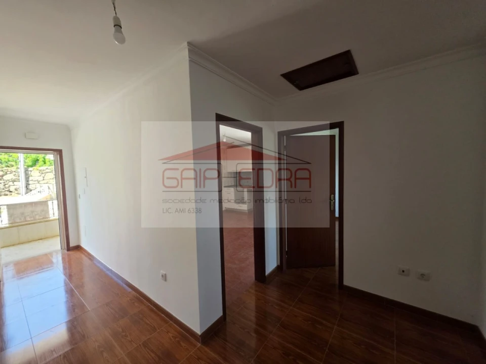 Apartamento T2 para Venda em Abragão Foto 10