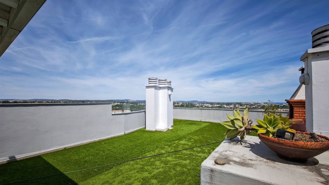 Apartamento T3 para Venda em Albufeira e Olhos de Água Foto 12
