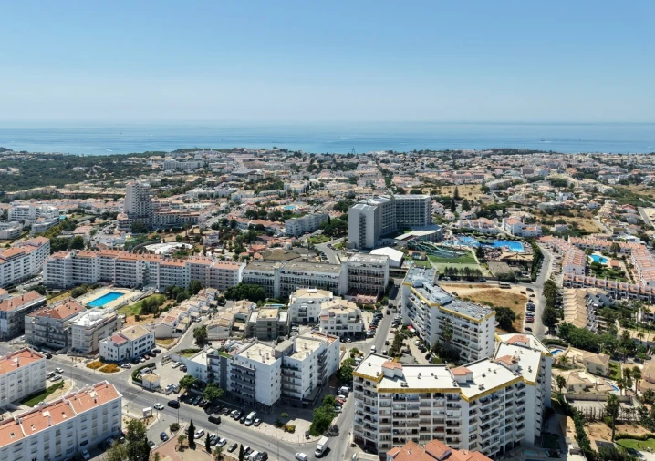 Apartamento T3 para Venda em Albufeira e Olhos de Água Foto 3
