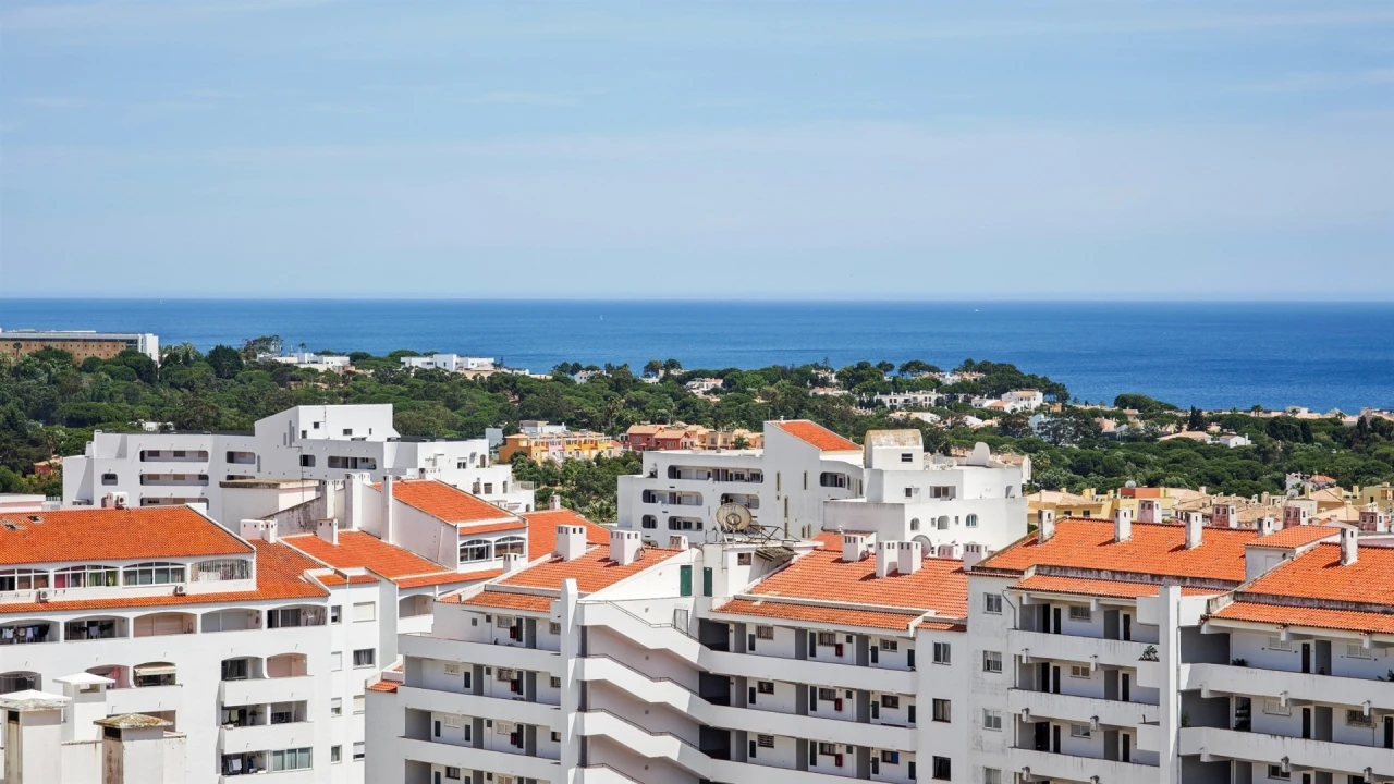 Apartamento T3 para Venda em Albufeira e Olhos de Água Foto 2