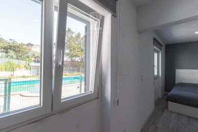 Moradia T10 para Venda em Almargem do Bispo, Pêro Pinheiro e Montelavar