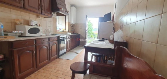 Moradia T3 para Venda em Revelhe