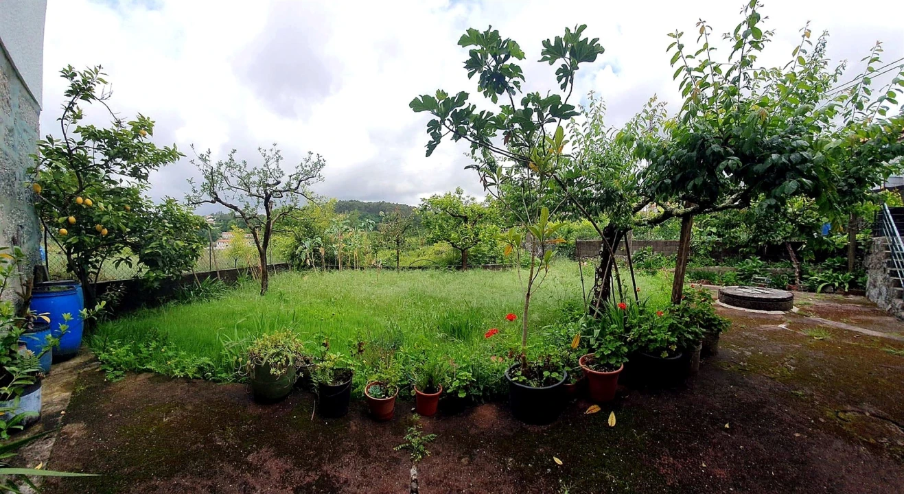 Moradia T3 para Venda em Revelhe Foto 1