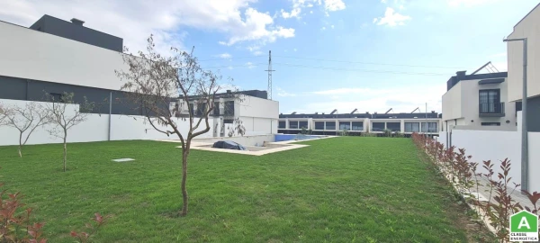 Moradia T4 para Venda em Esposende, Marinhas e Gandra