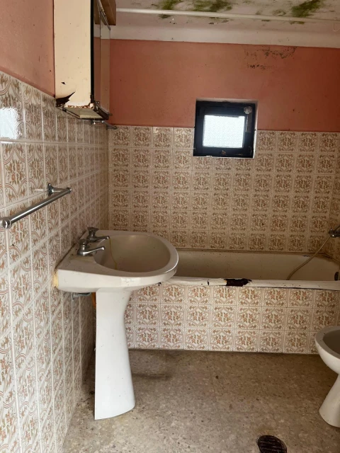 Moradia T3 para Venda em São Jose da Lamarosa