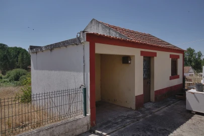 Moradia T3 para Venda em São Jose da Lamarosa