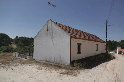 Moradia T3 para Venda em São Jose da Lamarosa