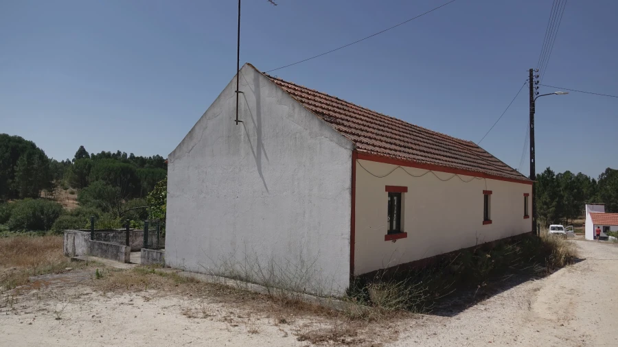 Moradia T3 para Venda em São Jose da Lamarosa