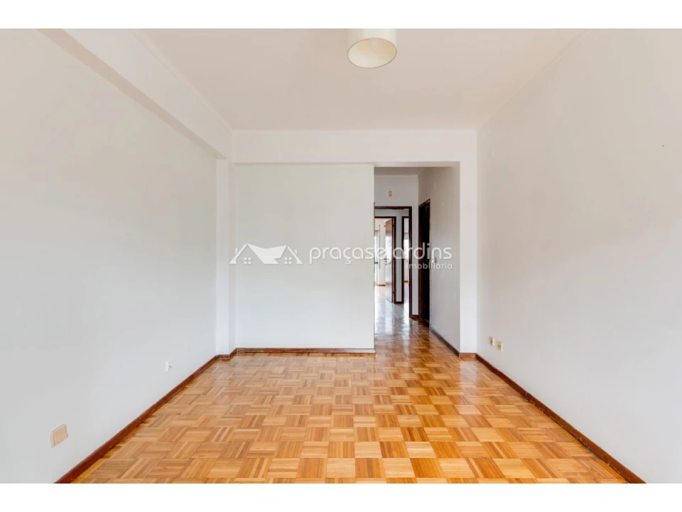 Apartamento T3 para Venda em Leiria, Pousos, Barreira e Cortes Foto 4