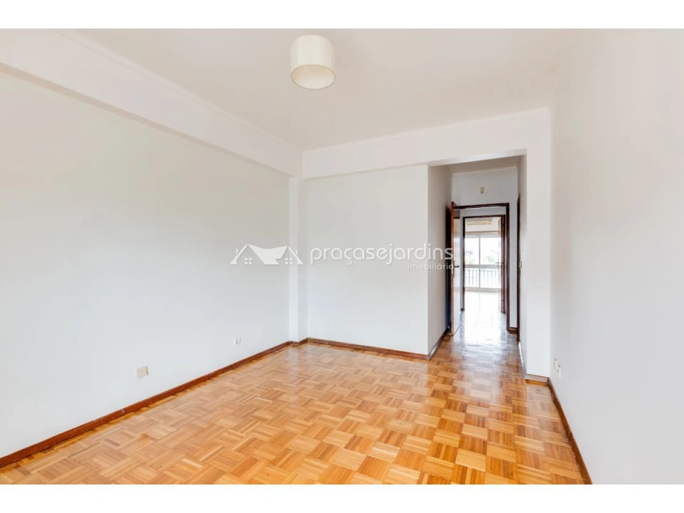 Apartamento T3 para Venda em Leiria, Pousos, Barreira e Cortes Foto 3