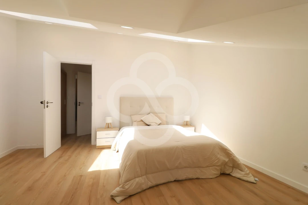 Apartamento T2 para Venda em Arroios Foto 10