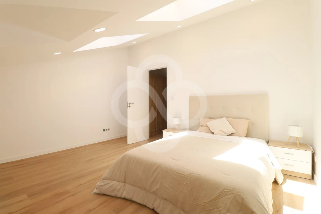 Apartamento T2 para Venda em Arroios Foto 12
