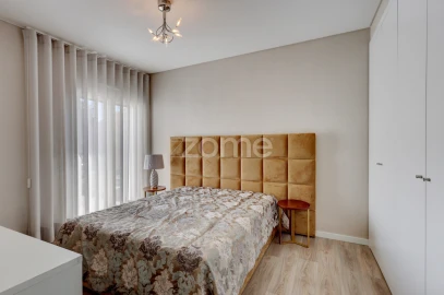 Apartamento T5 para Venda em Sacavém e Prior Velho