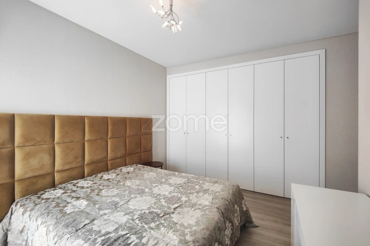 Apartamento T5 para Venda em Sacavém e Prior Velho Foto 24