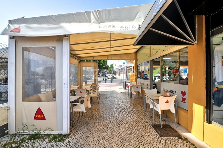 Negócio para Venda em Carcavelos e Parede Foto 4