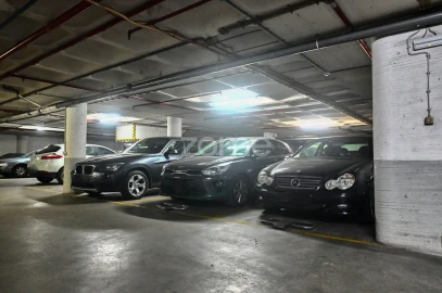 Garagem para Venda em Alverca do Ribatejo e Sobralinho