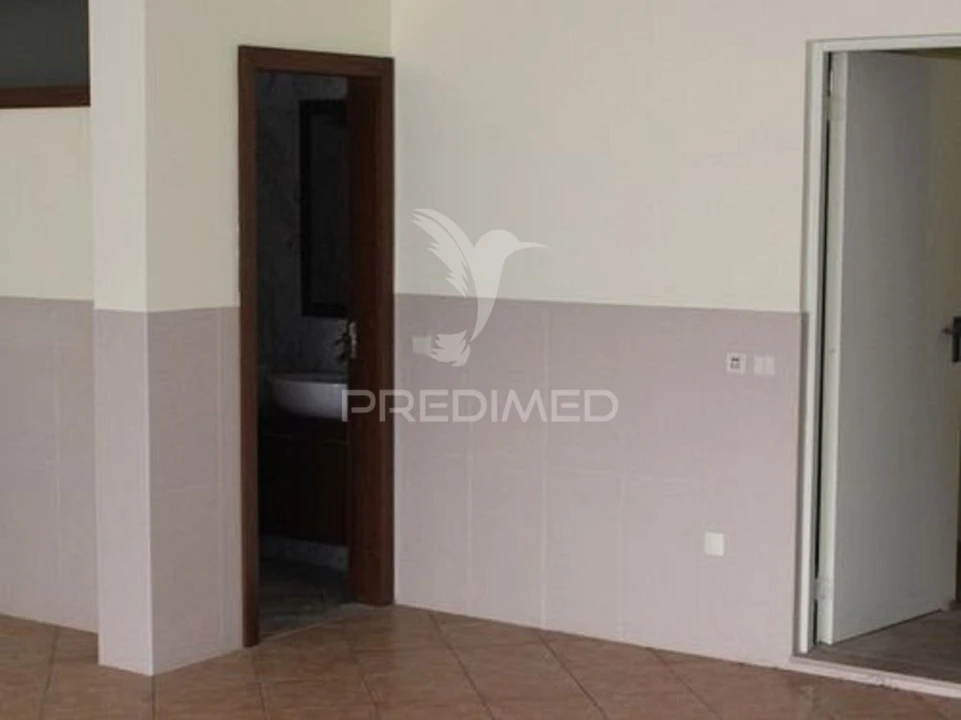 Moradia T4 para Venda em Mafamude e Vilar do Paraíso Foto 35