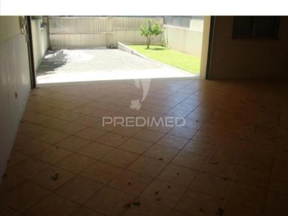 Moradia T4 para Venda em Mafamude e Vilar do Paraíso Foto 35