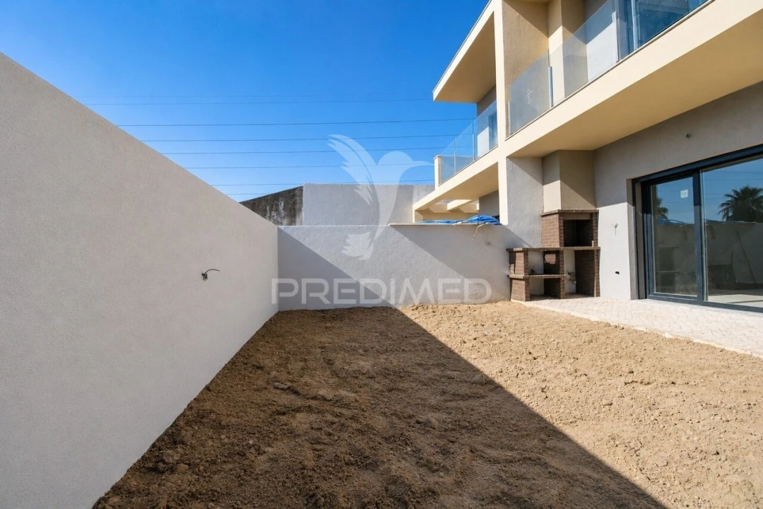 Moradia T3 para Venda em Fernao Ferro Foto 10