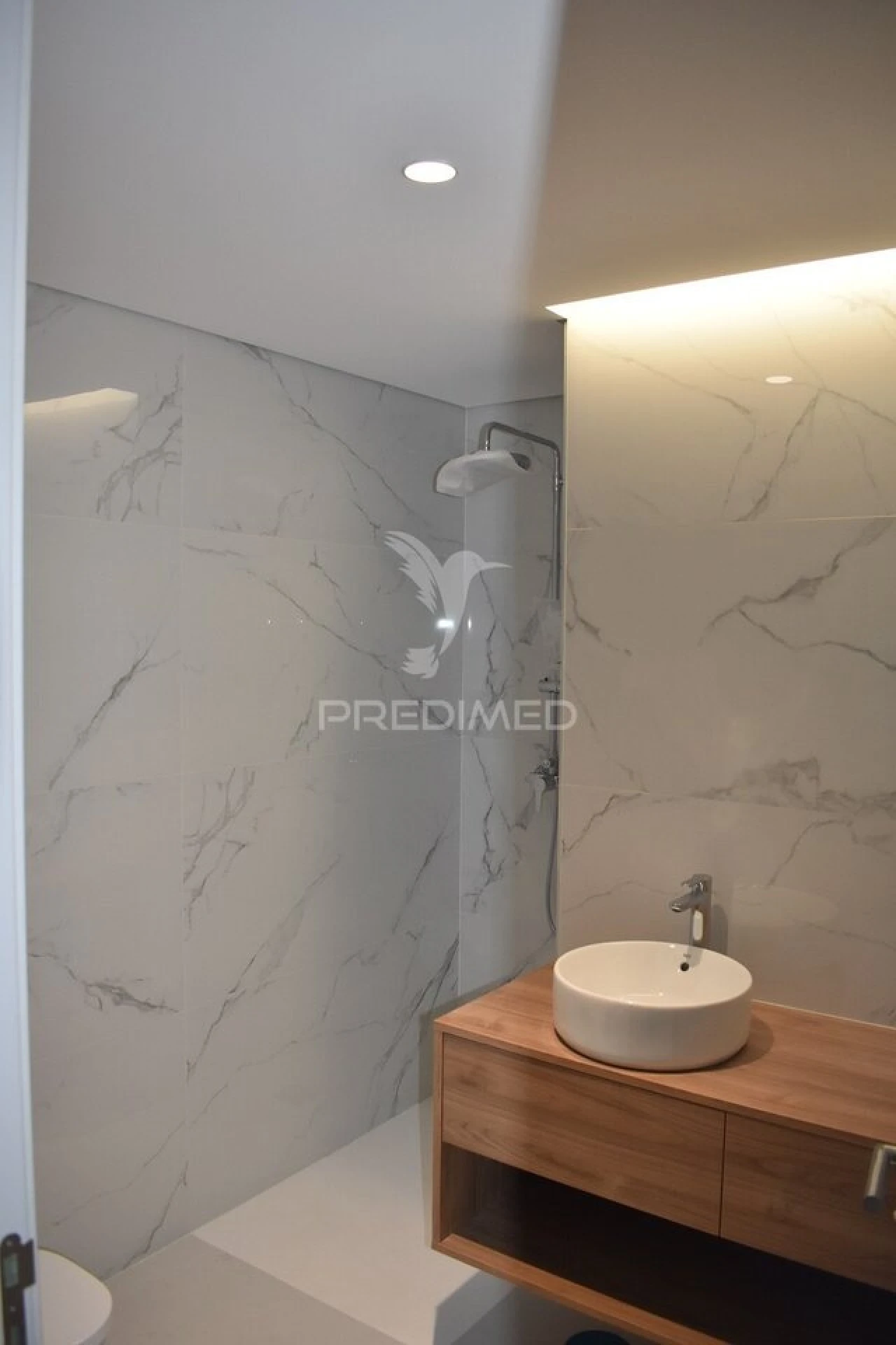 Apartamento T2 para Venda em Mafamude e Vilar do Paraíso Foto 9