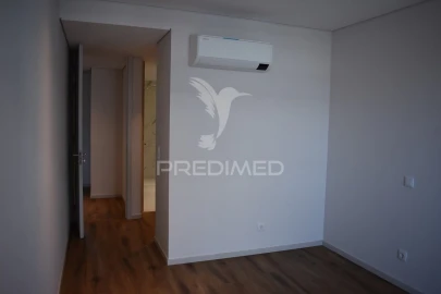 Apartamento T2 para Venda em Mafamude e Vilar do Paraíso