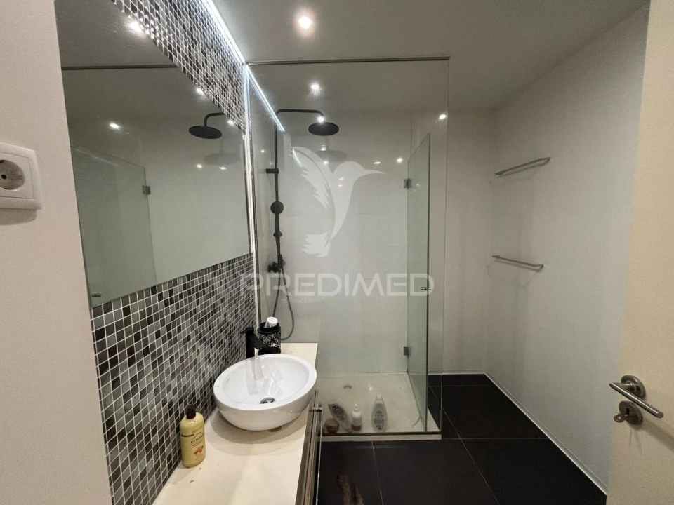 Apartamento T3 para Venda em Ferreiros e Gondizalves Foto 16