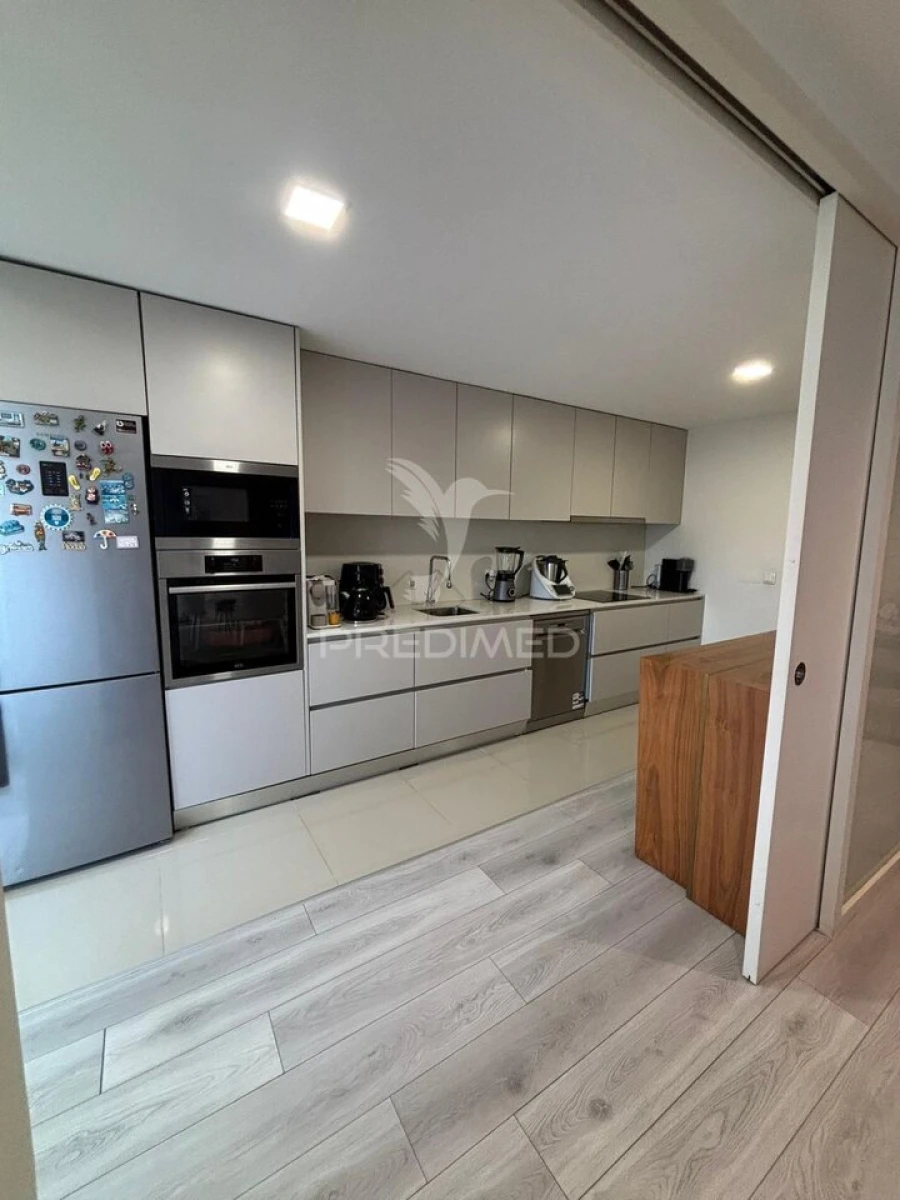 Apartamento T3 para Venda em Ferreiros e Gondizalves Foto 8