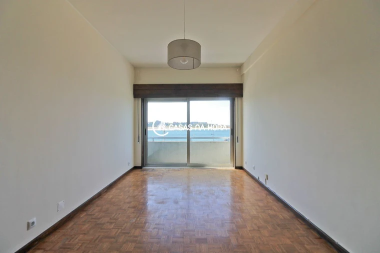 Apartamento T2 para Arrendamento em Aldoar, Foz do Douro e Nevogilde Foto 4