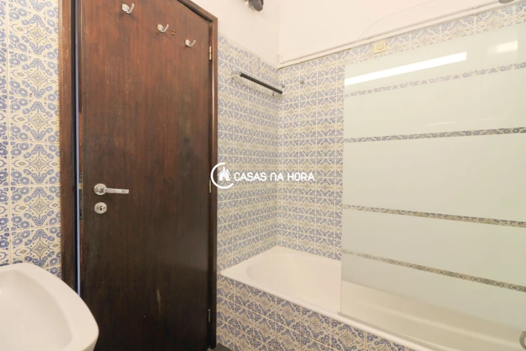 Apartamento T2 para Arrendamento em Aldoar, Foz do Douro e Nevogilde Foto 15