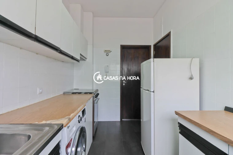 Apartamento T2 para Arrendamento em Aldoar, Foz do Douro e Nevogilde Foto 21