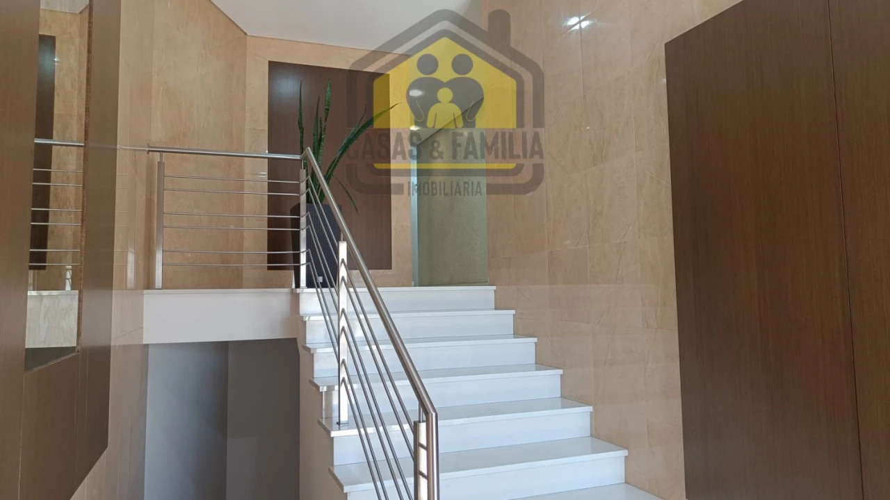 Apartamento T3 para Venda em Nossa Sra de Fatima Foto 2