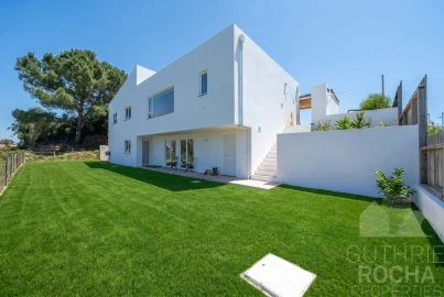 Moradia T4 para Venda em Aljezur